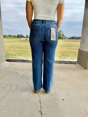 Carrie Straight Jeans