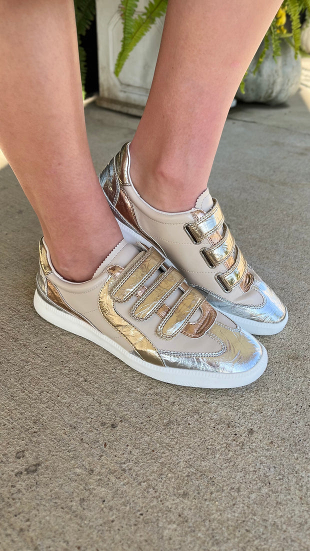 The Lizzie Sneaker