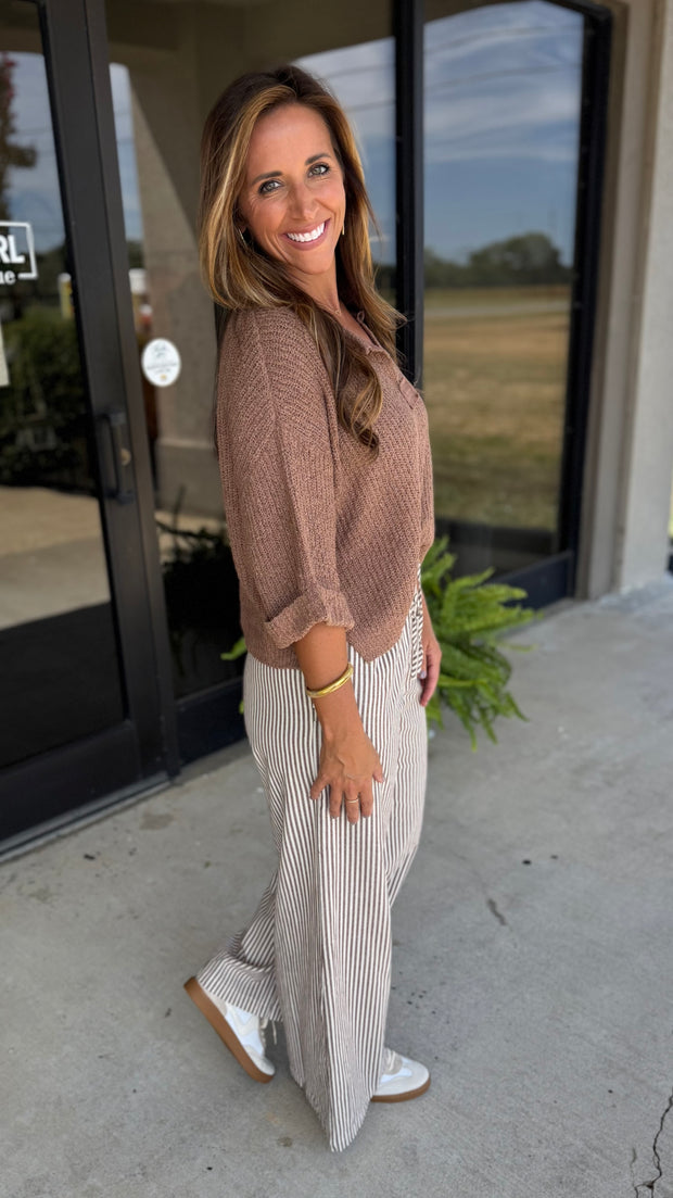 Chasing You Top - Brown