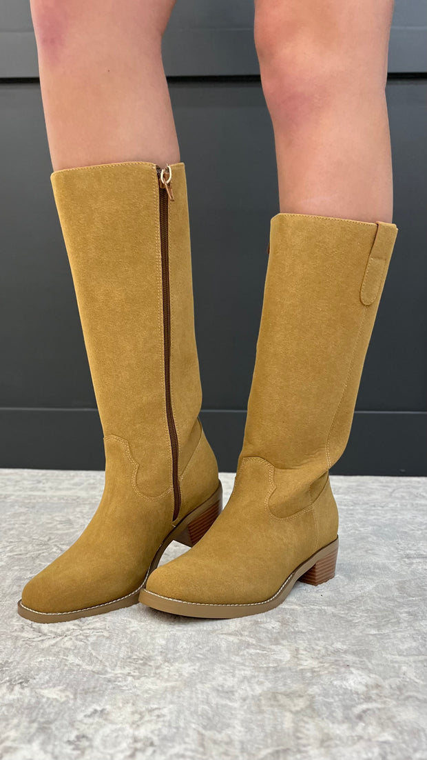 Duston taupe suede boots
