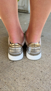The Lizzie Sneaker