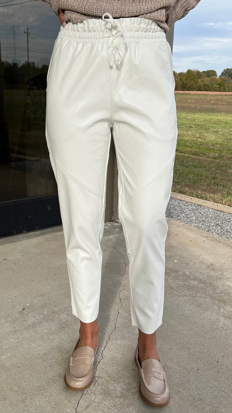 Julia Pant