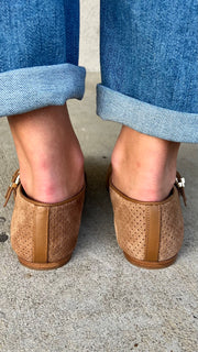 Dolce Vita Baylee Pecan Suede Flat