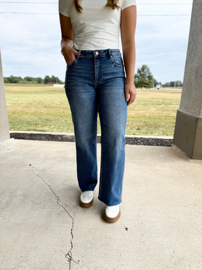 Carrie Straight Jeans