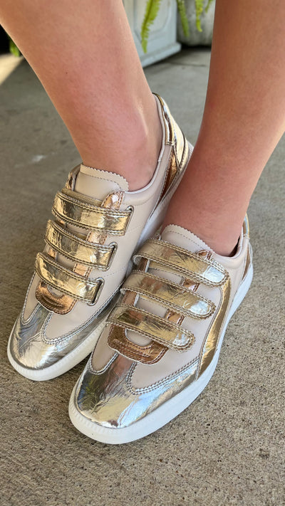 The Lizzie Sneaker