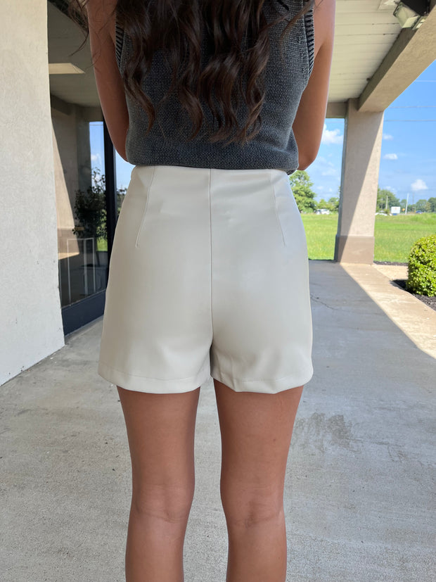 Kayler Skort