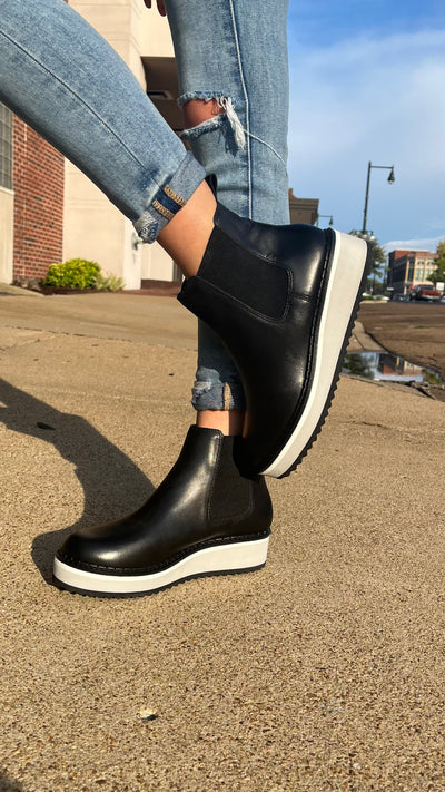 Here Me Speak Boot