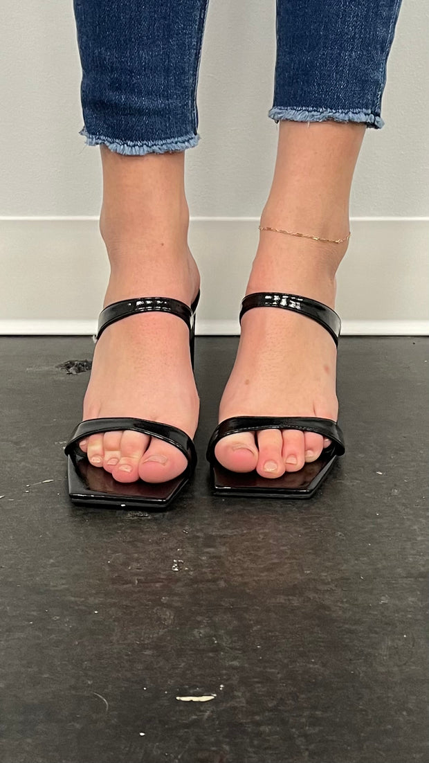 Yaya Patent Heels
